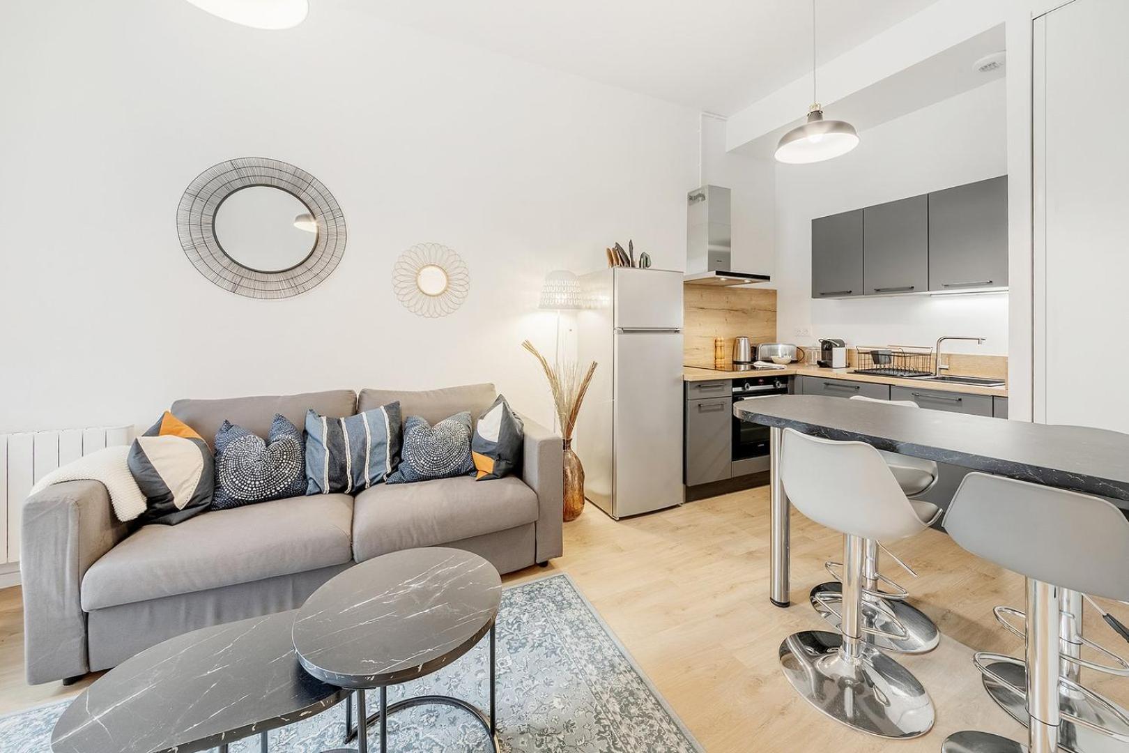 Le Saint Martin, Bel Appartement De Standing Rennes Rum bild